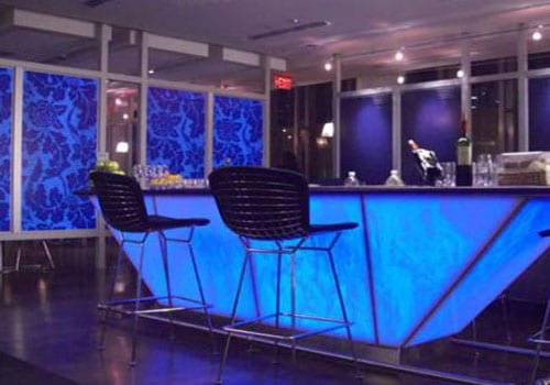 Admirals Lounge – American Airlines