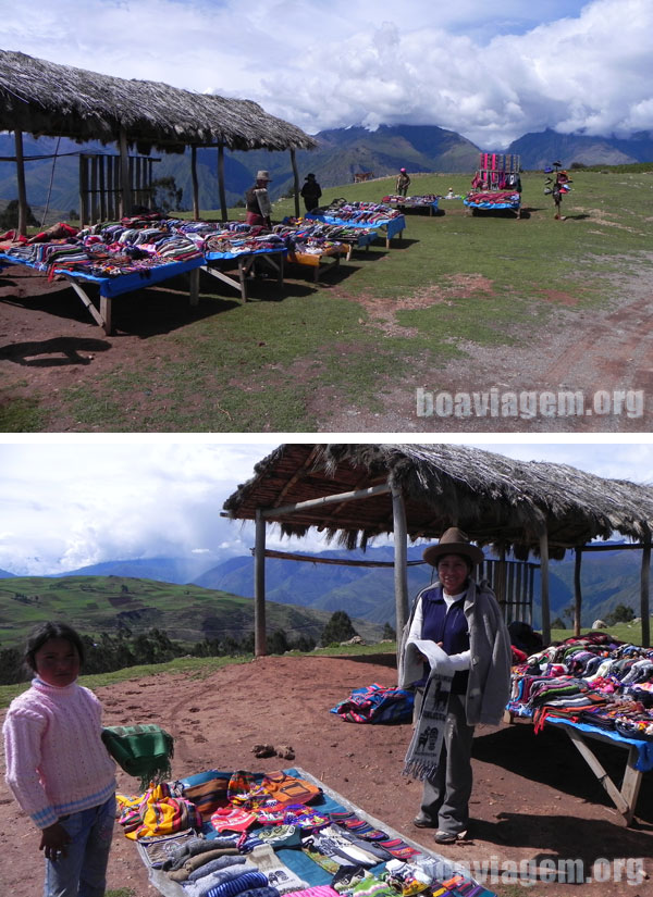 Camponeses comerciantes no meio do caminho