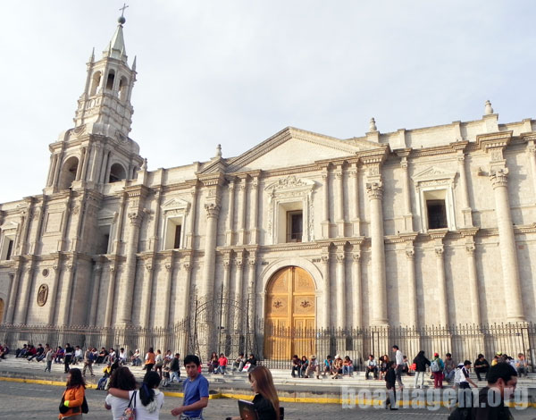 Visão geral da Catedral de Arequipa