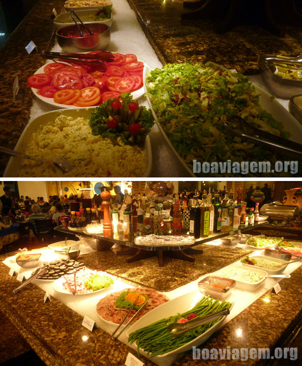 Buffet de saladas e frios na Rafain