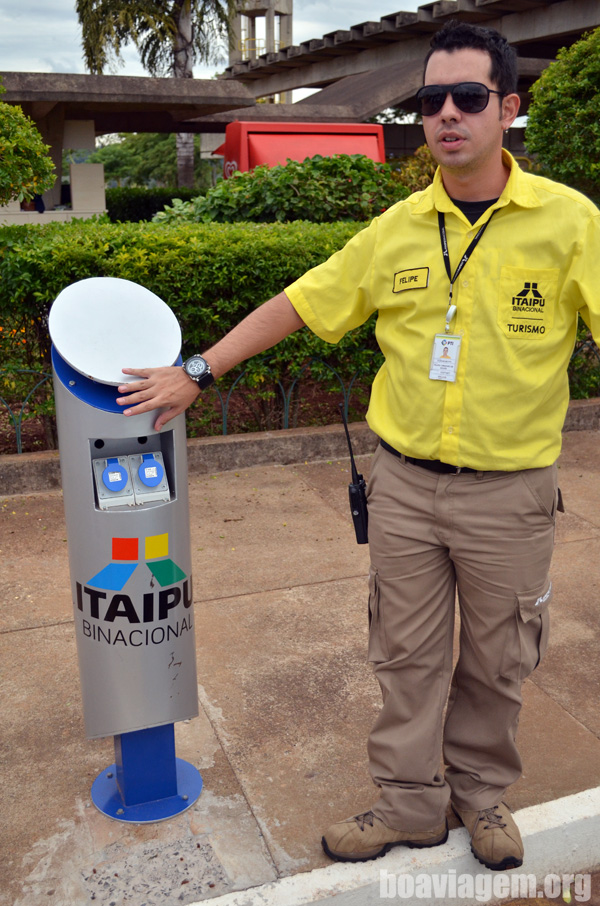 Uma bomba do posto de combustível da Itaipu Binacional