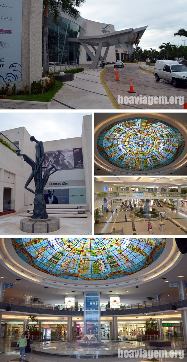 Kukulcan Plaza