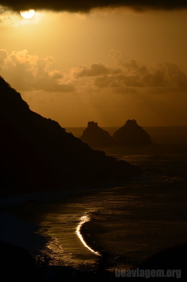 O que fazer em Fernando de Noronha: Belos finais de dia, contemplados desde vários lugares incríveis