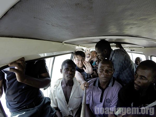 Em uma VAN a caminho de Lilongwe - Malawi