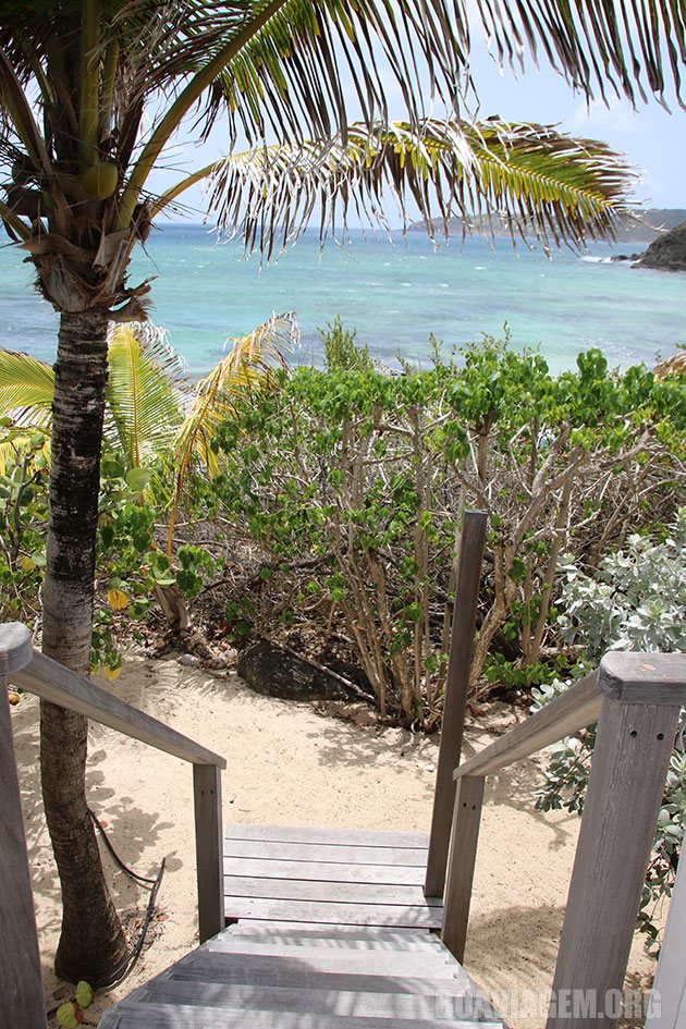 Pé na areia em St. Barth - caribe francês
