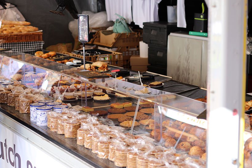 Doces, muffins, rosquinhas e produtos de padaria