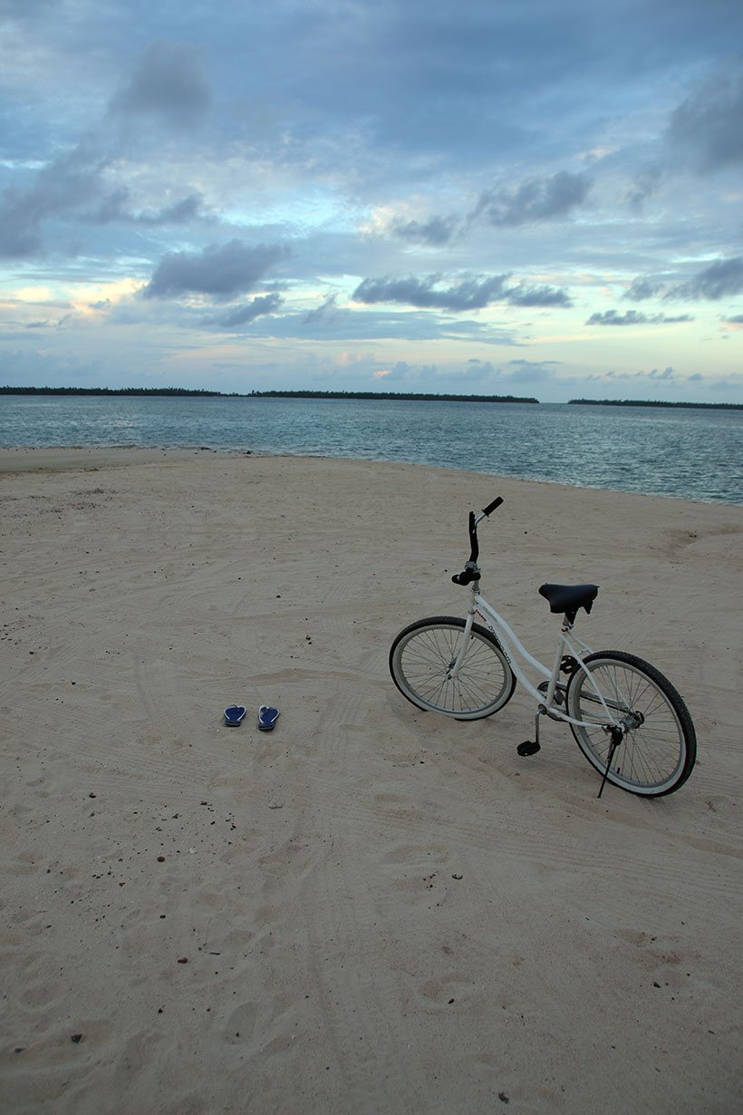 Pedalando ao redor de uma ilha da Polinésia Francesa