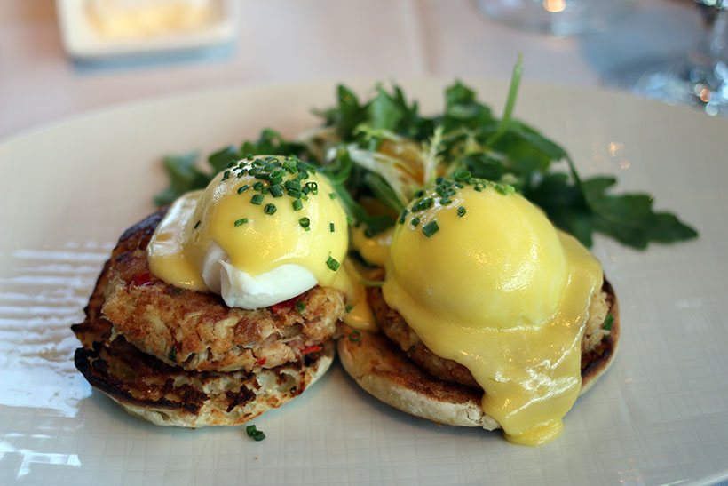Crab Cake Eggs Benedict
