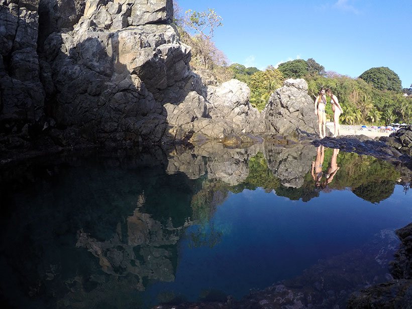 Piscina natural em Noronha