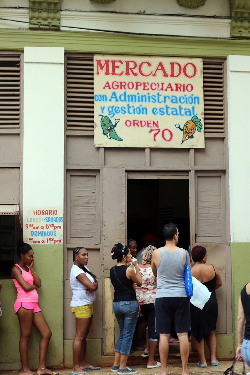 Mercado Agropecuário em Havana