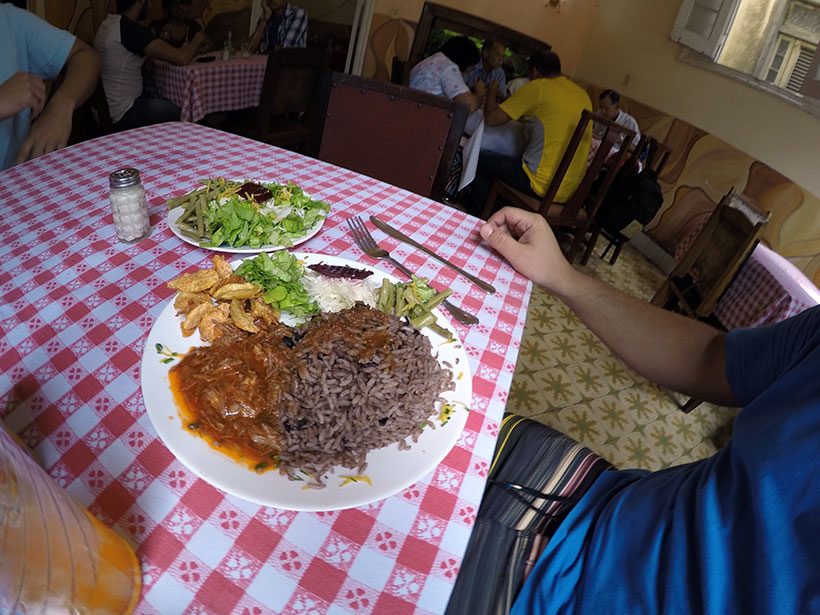 Ropa vieja, prato típico da culinária cubana