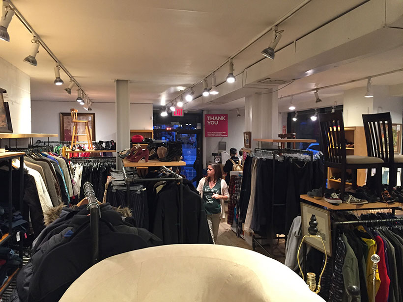loja onde é possível comprar roupa usada em Nova York