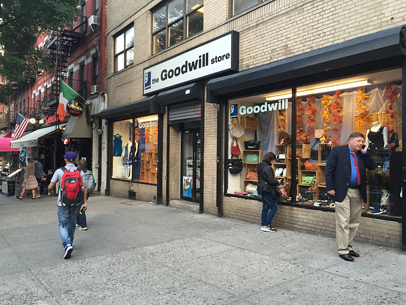 Loja para comprar roupas usadas em Nova York