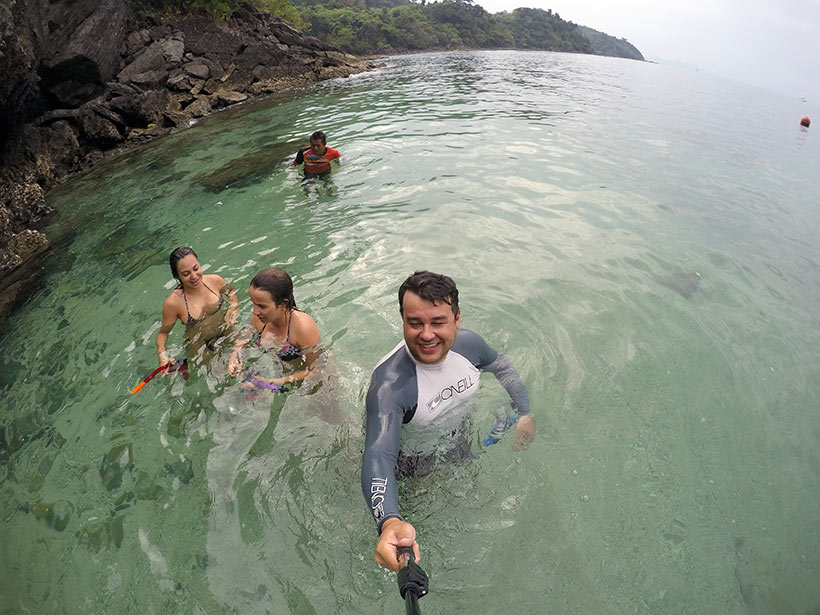 Lugar paradisíaco para praticar snorkel em Koh Mook