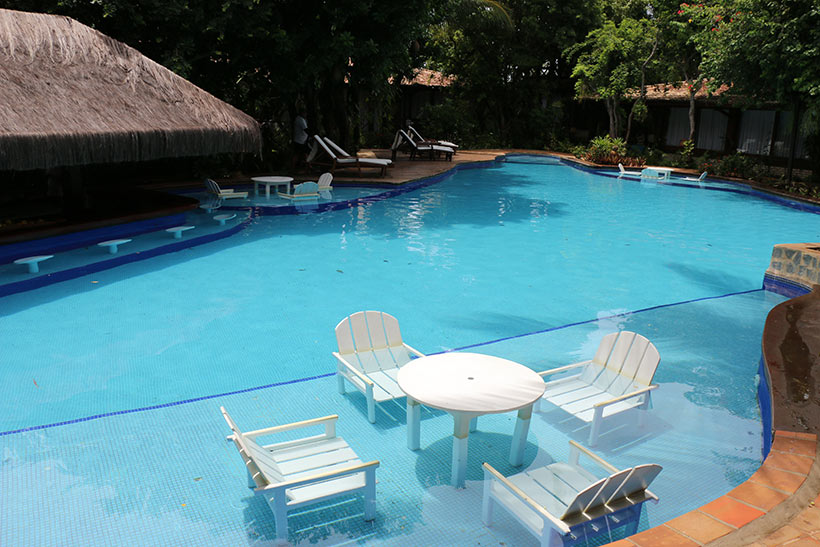 Piscina principal do Resort Sombra e Água Fresca