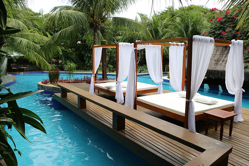 Piscina principal do Spa Sombra e ÁGua Fresca