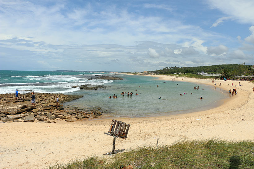 Piscinas naturais belíssimas em passeio de quadriciclo