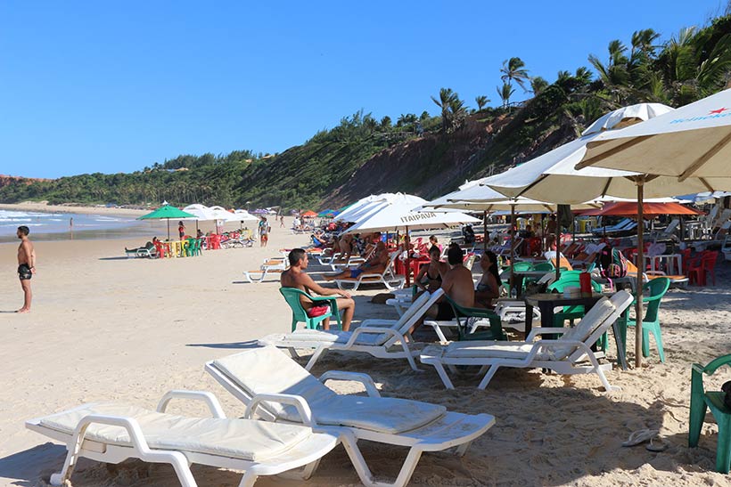 Curtindo um dia na Praia do Amor em Pipa