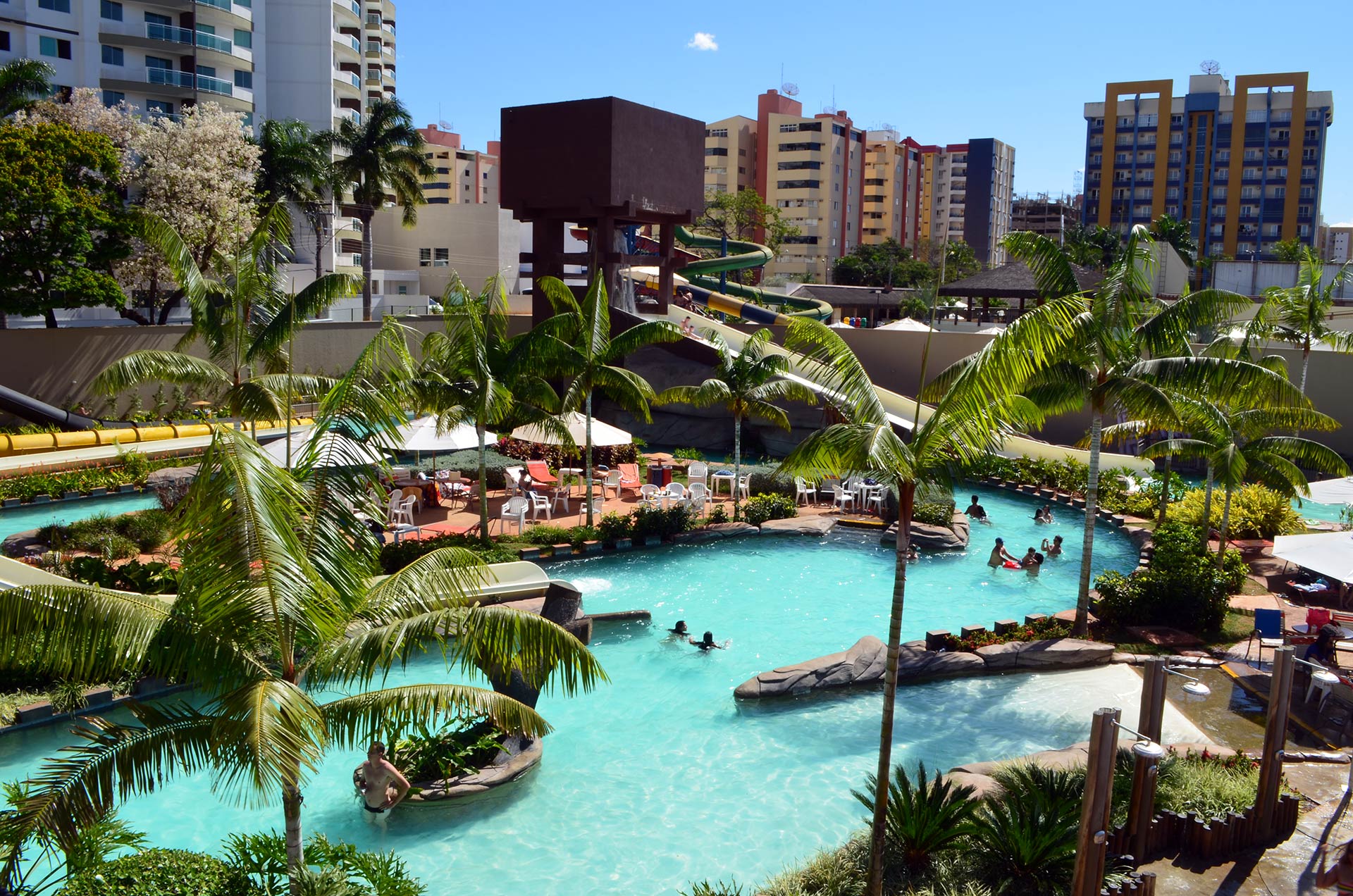 Water Park Caldas Novas e as águas quentes nos hotéis do Grupo Privé Water Park Caldas Novas e as águas quentes nos hotéis do Grupo Privé