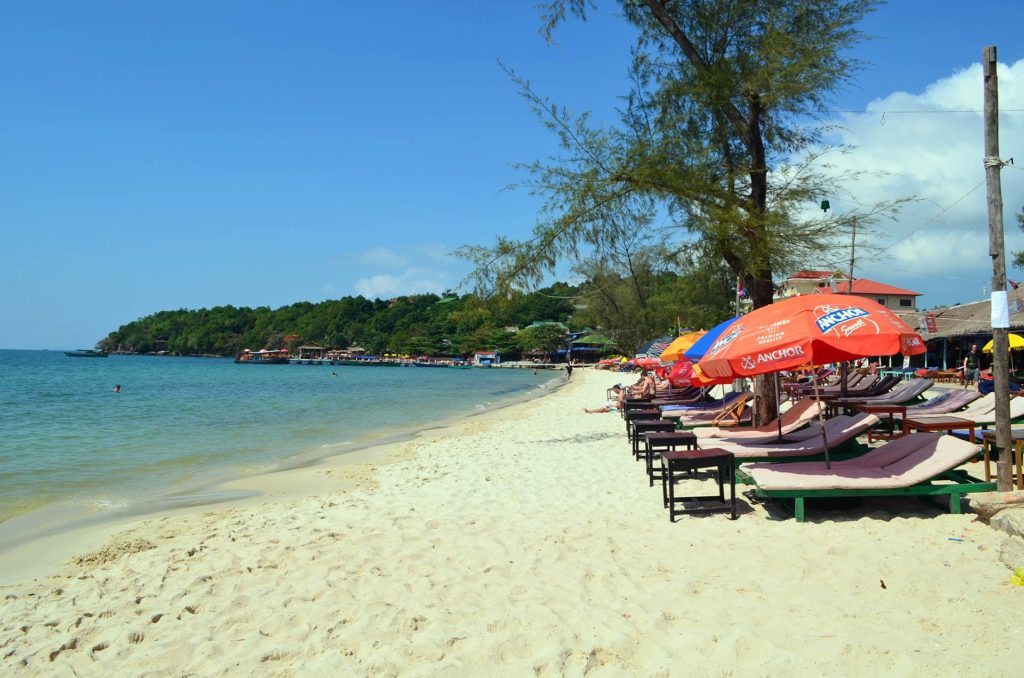 Praia no Camboja