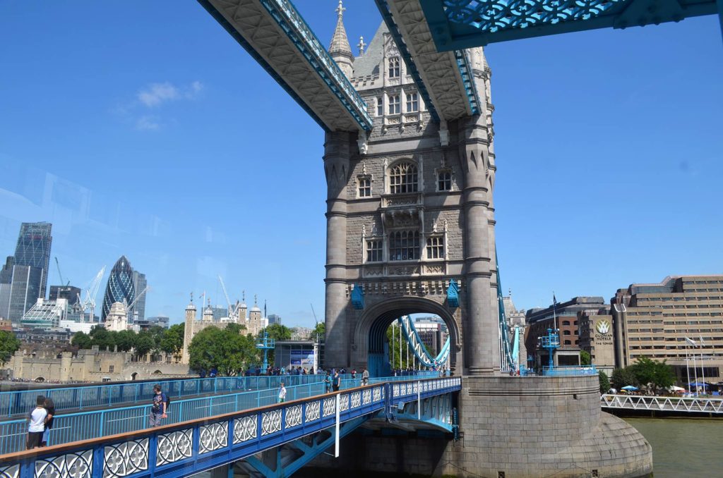 Tower Bridge em Londres