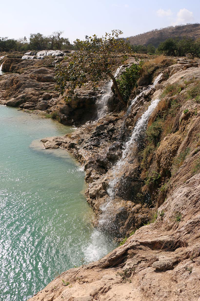 Algumas cascatinhas no oásis em Salalah