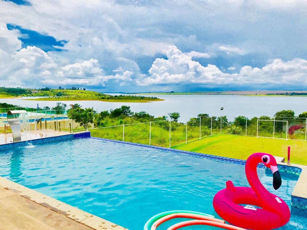 Onde ficar em Abadiânia: Casa com vista pro Lago Corumbá IV